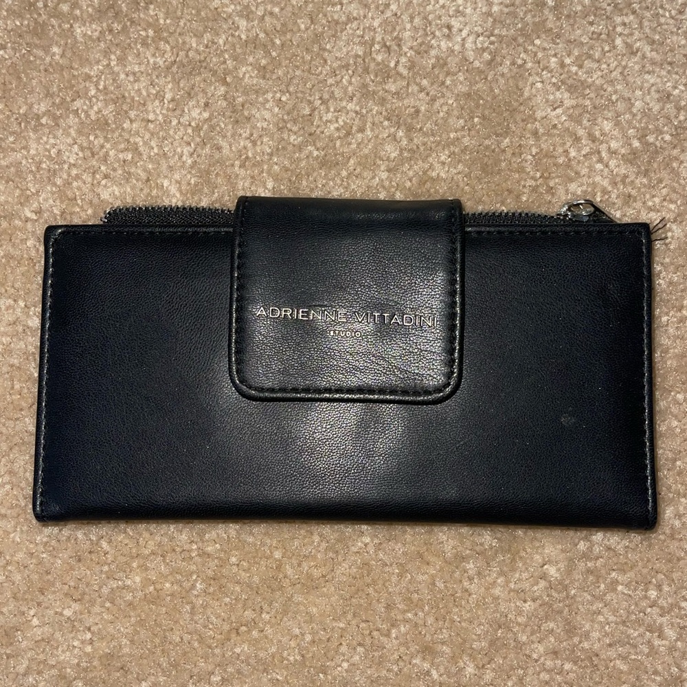 Black soft leather Adrienne Vittadini Wallet
